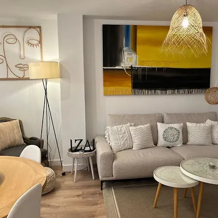 Spectacular Views In Center Apartman