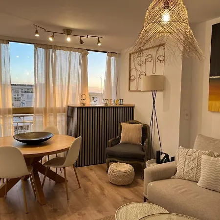 Spectacular Views In Center Apartman *